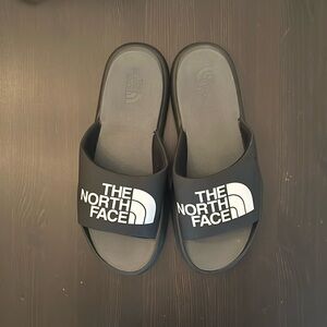 Men’s The North Face Triarch Alide - Black & Grey. US Size 9.